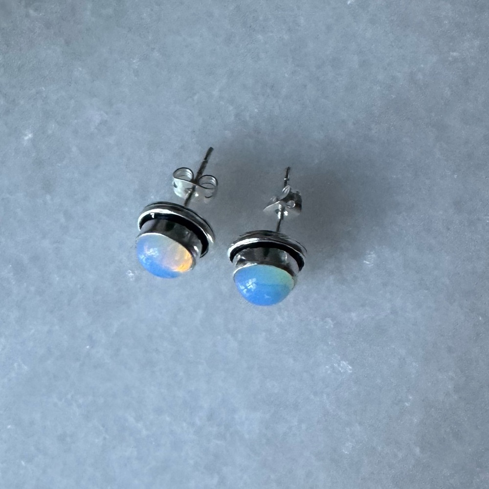 NWOT Sundance Pandora Earrings, Opalite, Sterling Silver - Picture 3 of 4